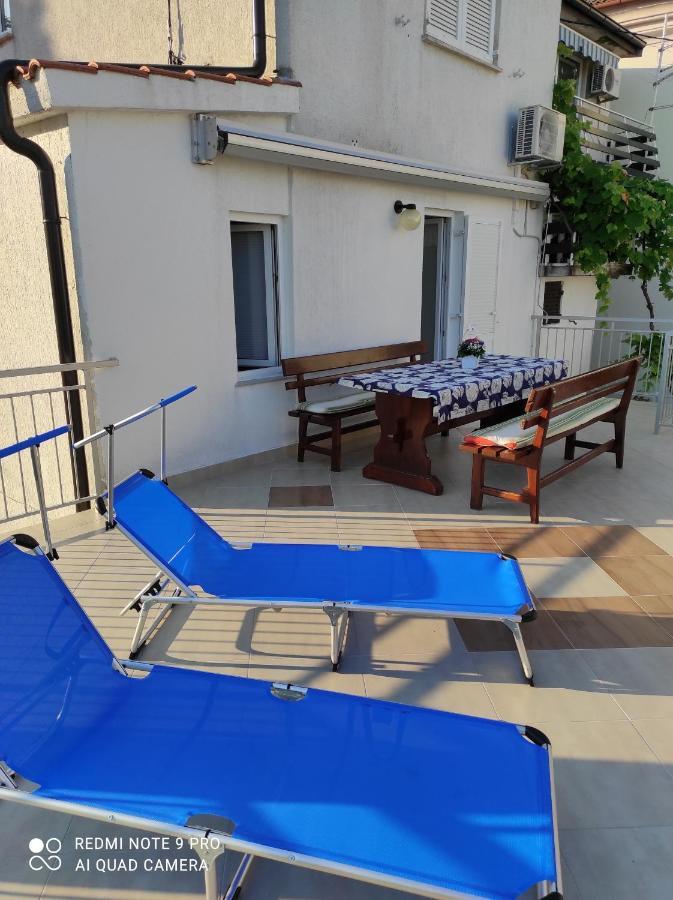 Apartman Elena Sveti Juraj Exteriör bild
